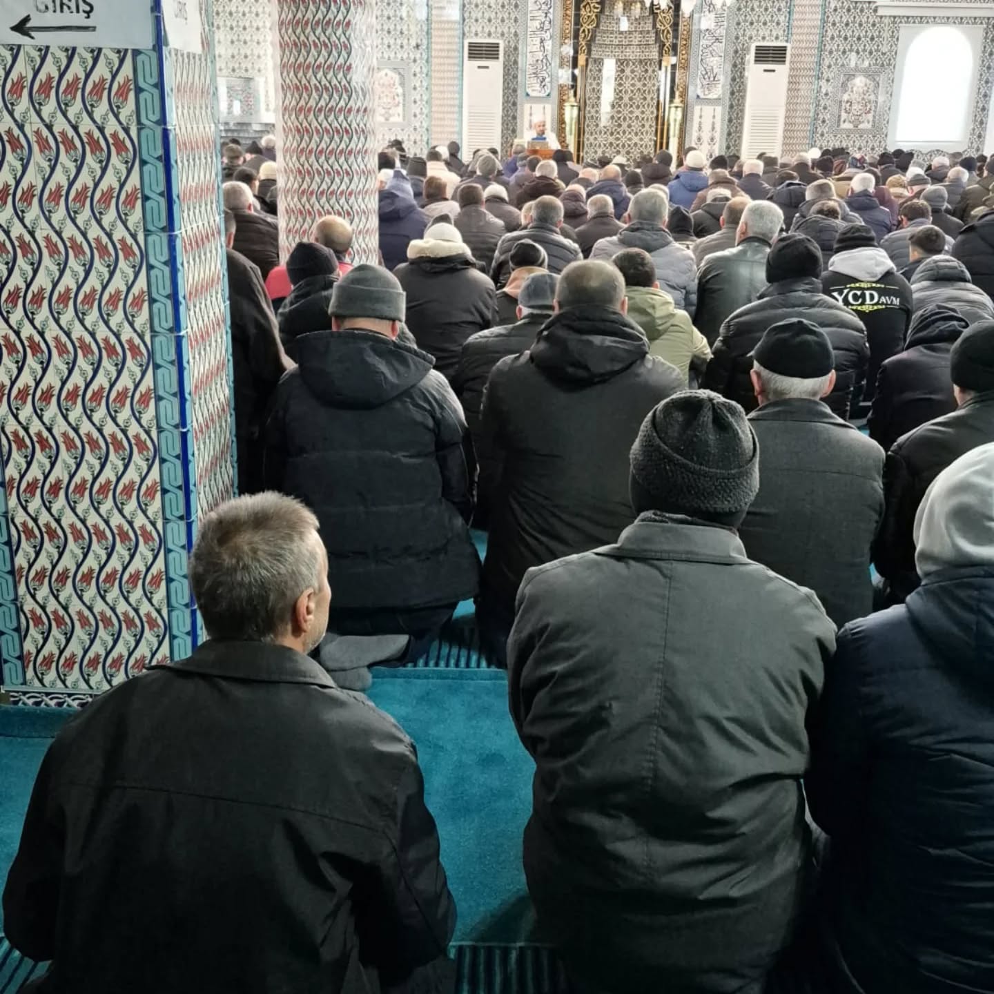 Bozüyük Müftüsü Kemal Arpacı, Yeşil Camii’nde Cemaatle Buluştu 8516