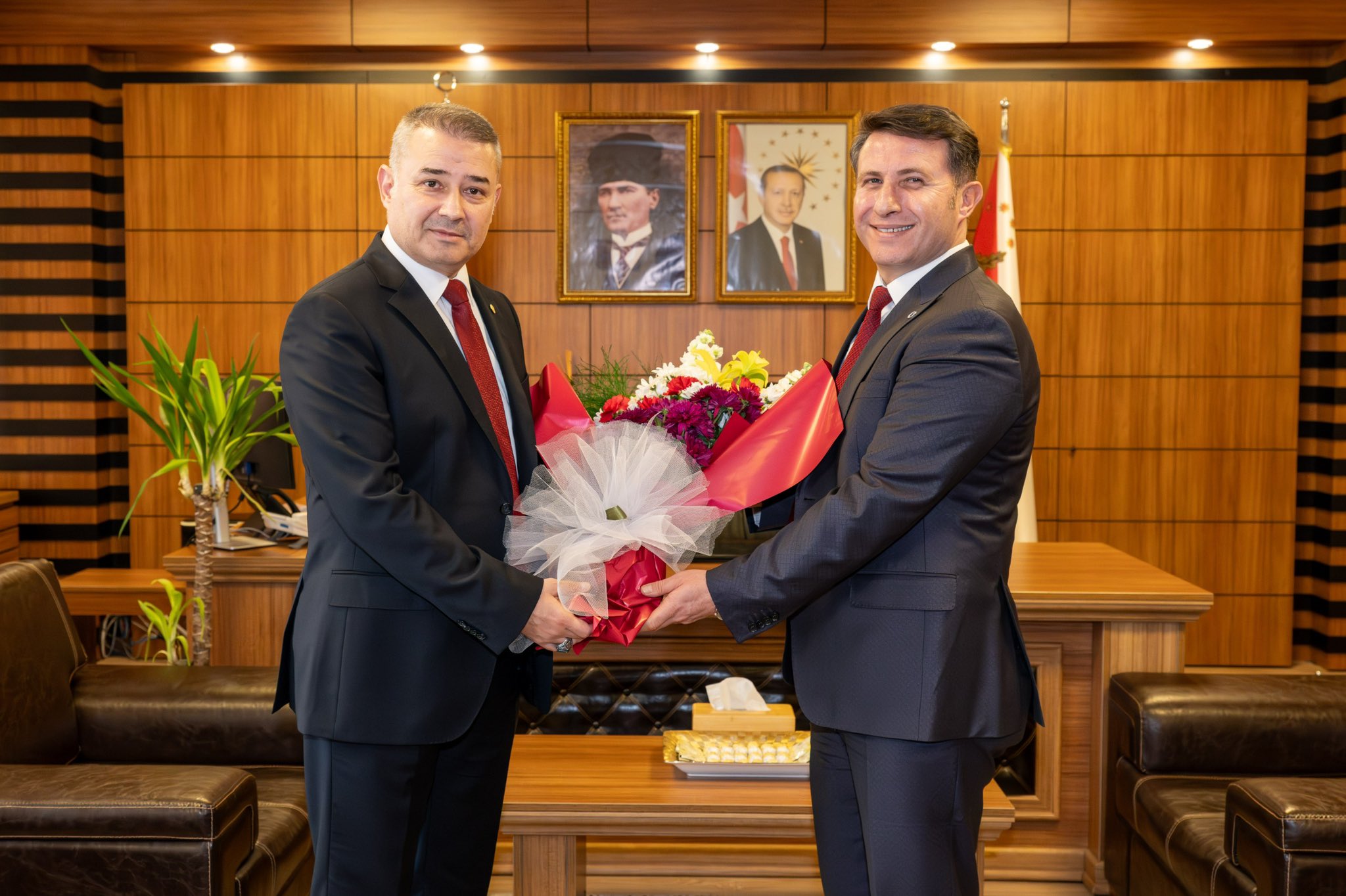 G M B I Z2 W0 A Egf Of