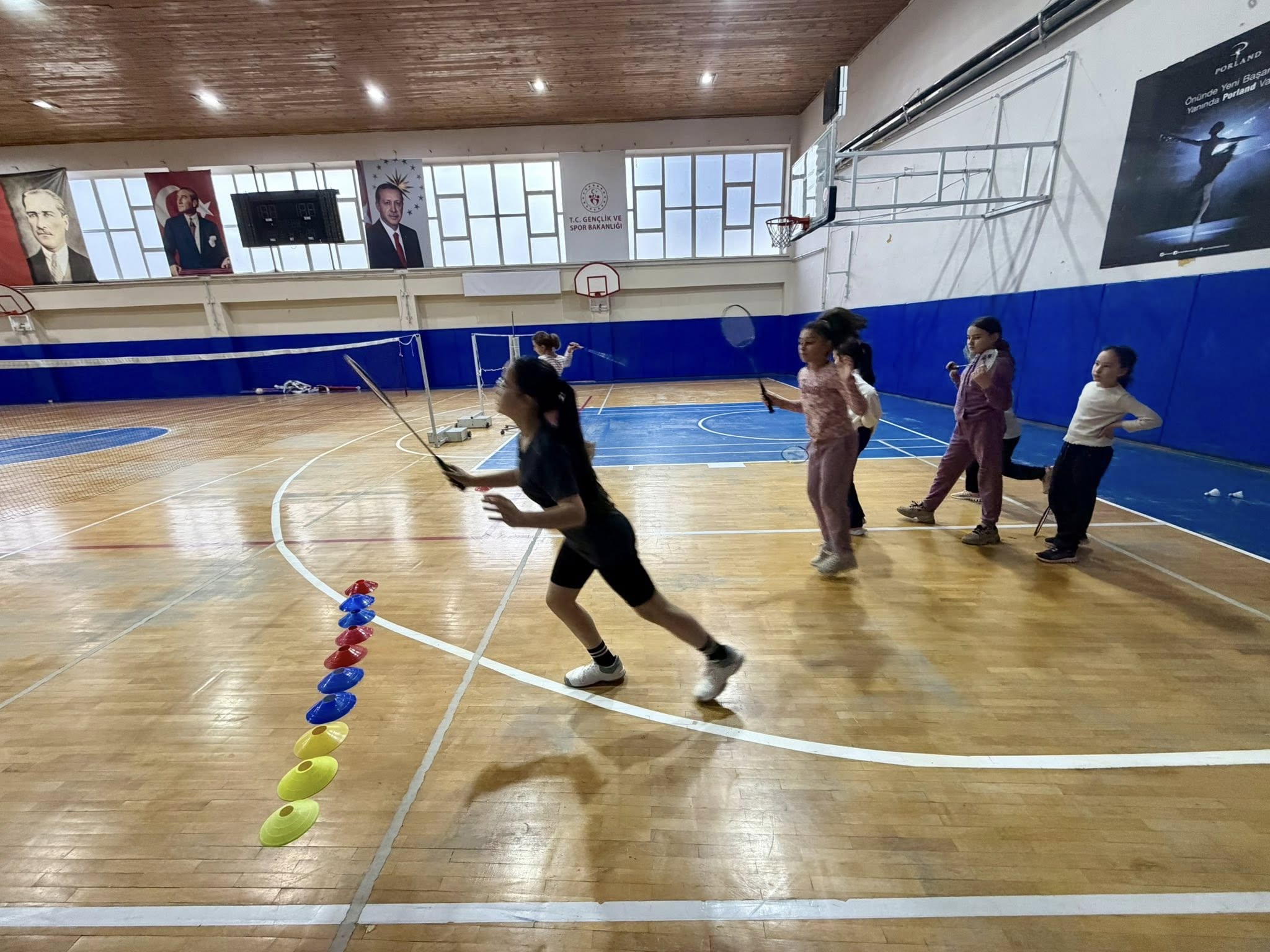 Genç Sporcular Badminton Ile Güçleniyor 9314
