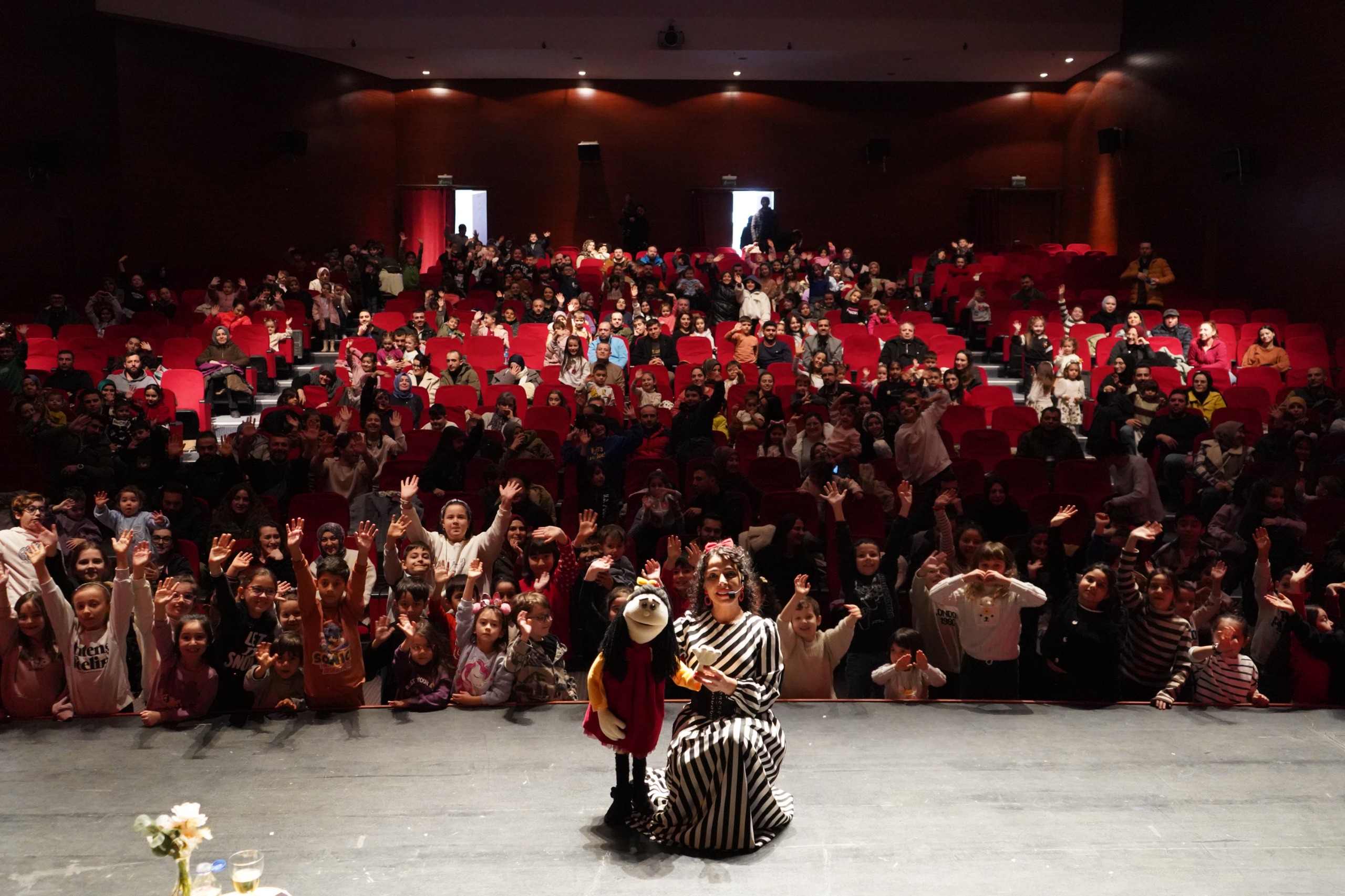 Hafta Sonu Çocuklar İçi̇n Eğlence Vardi 9148