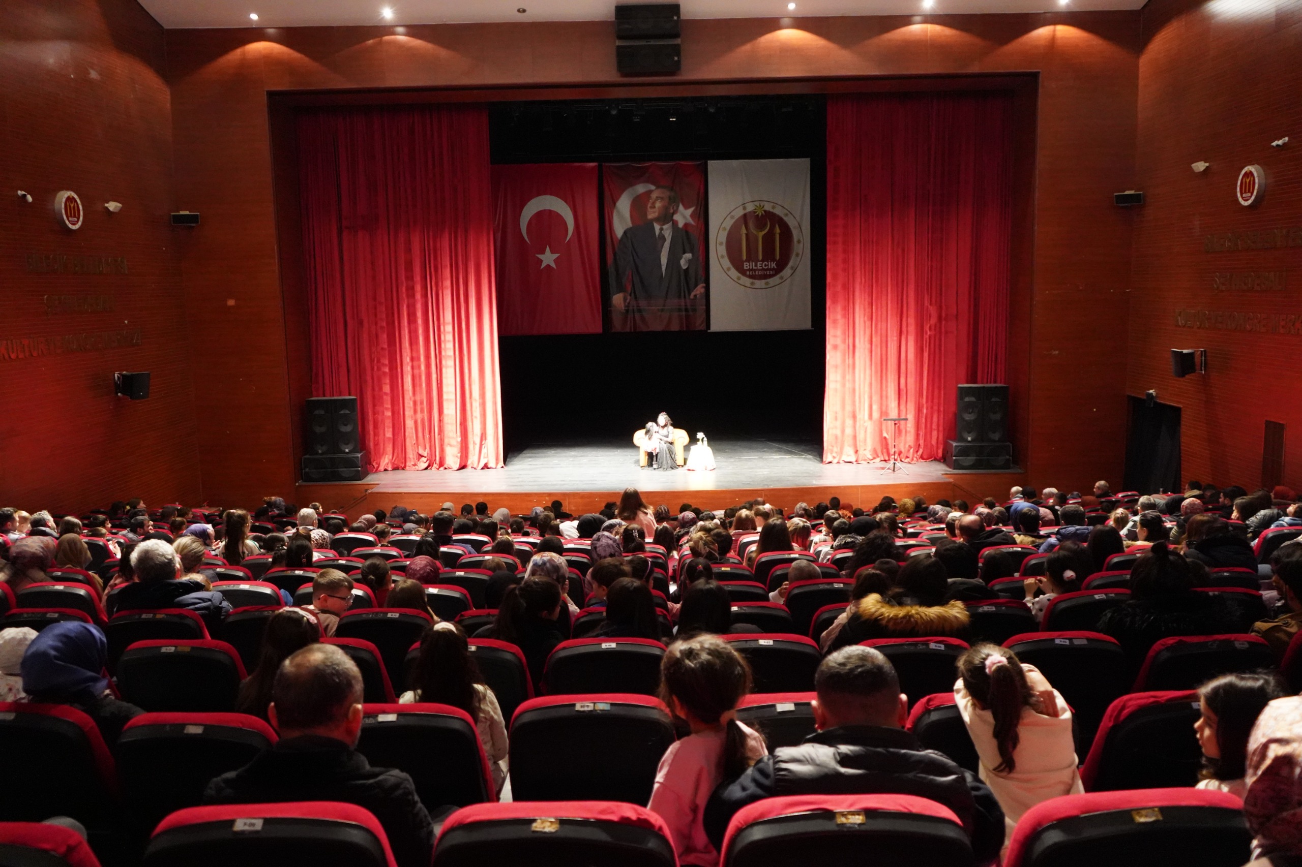 Hafta Sonu Çocuklar İçi̇n Eğlence Vardi 9150