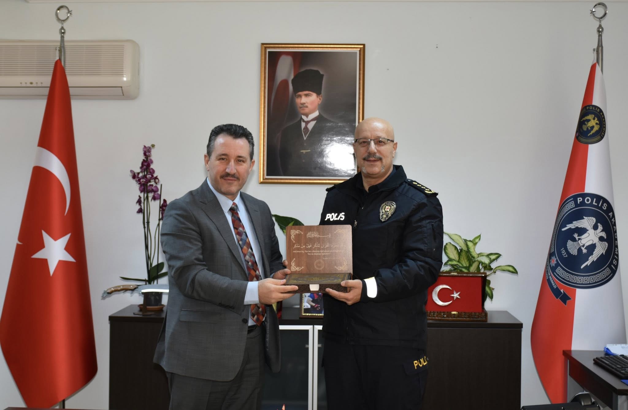 İl Müftüsü Dilek’ten Pomem Müdürü Çil’e Ziyaret 9247