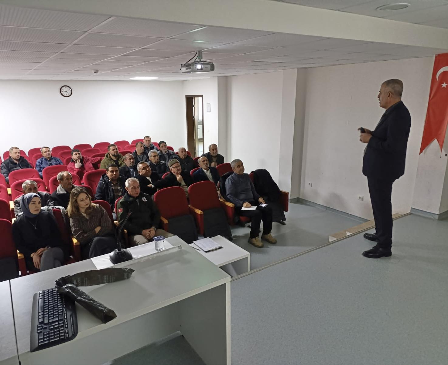 Osmaneli Kaymakamlığı’ndan Tarsi̇m Bilgilendirme Toplantısı 9107