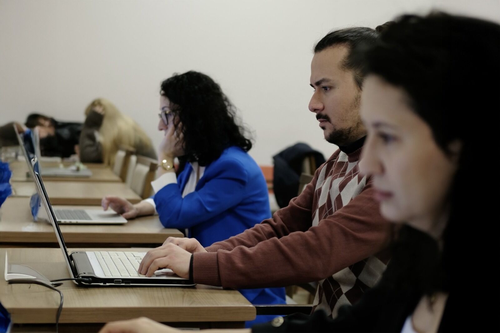 Üni̇versi̇tede Springer Nature Dönemi̇ 9268