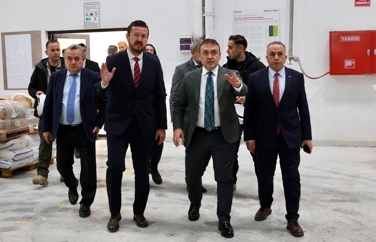 Vali̇ Sözer’den Bozüyük’te Sanayi̇ Çikarmasi 8810