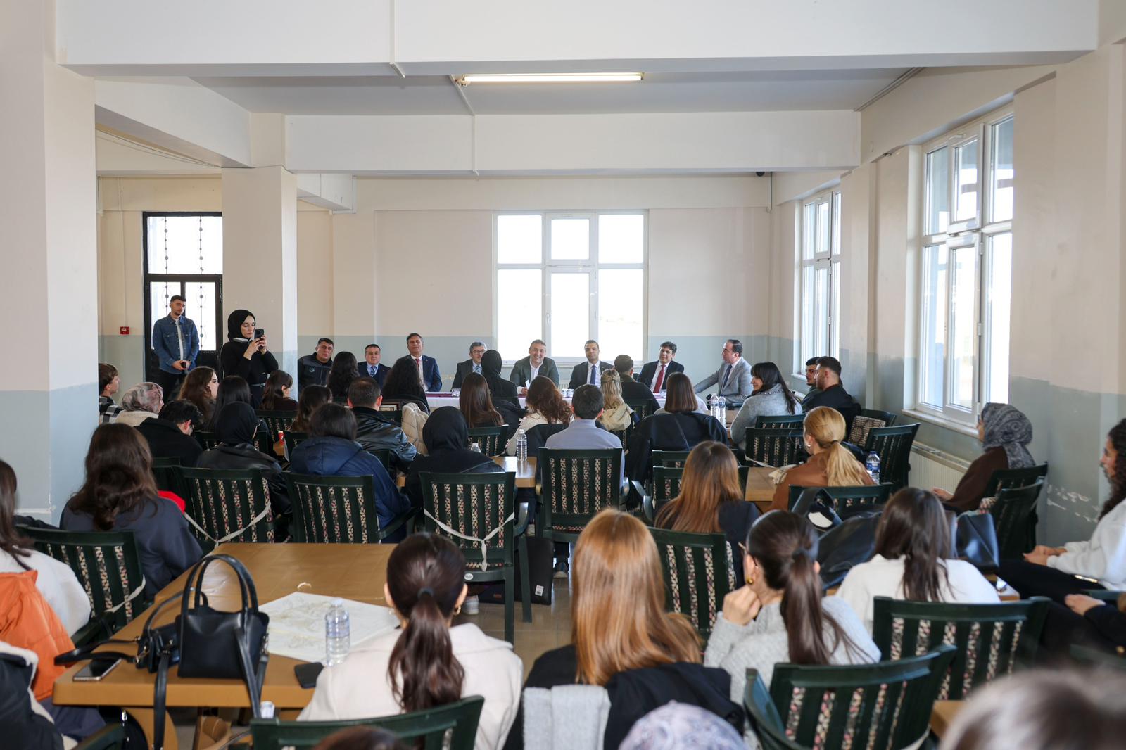 Vali Sözer’den Gençlere Yol Haritası 8640