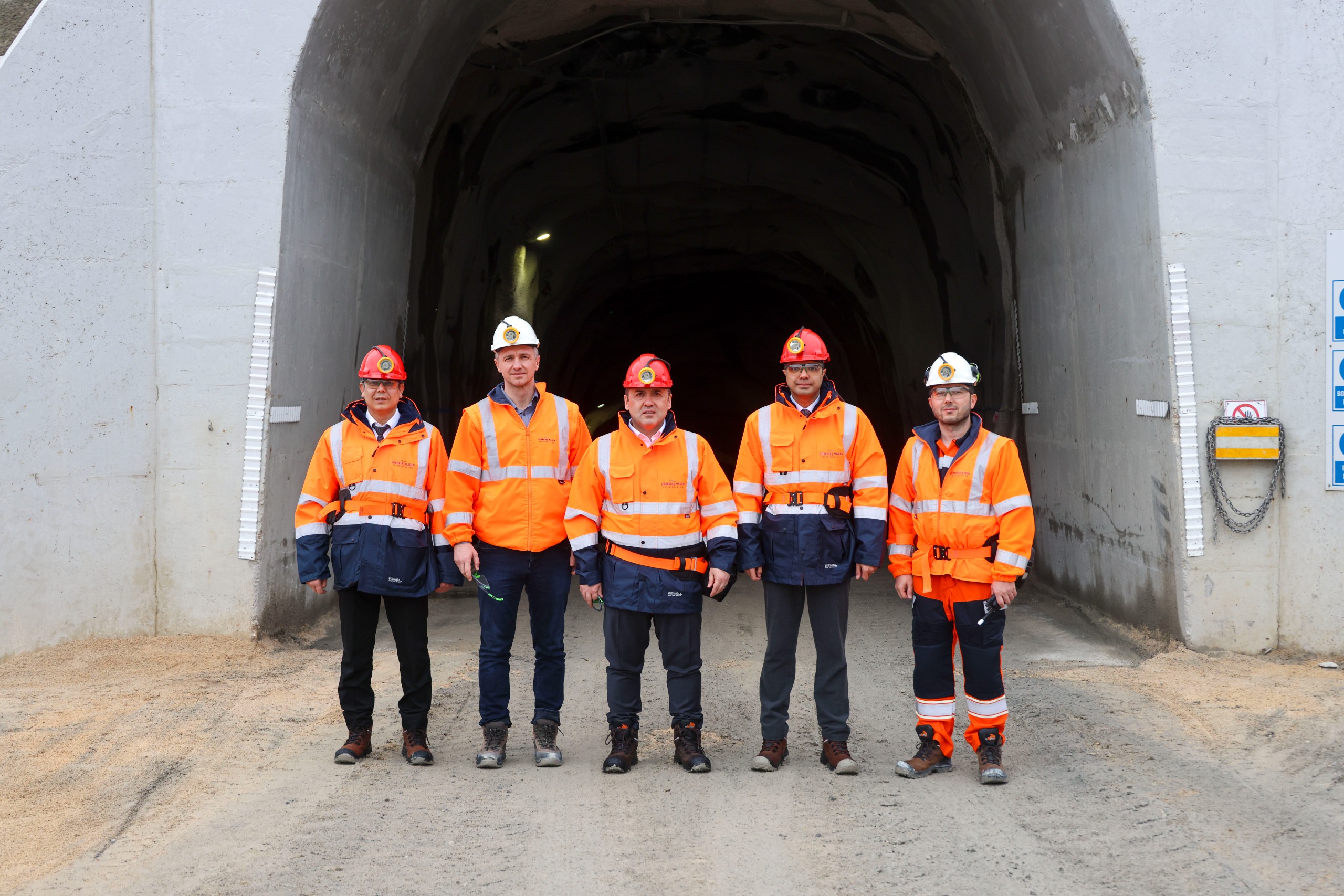 Vali Sözer’den Gübretaş Söğüt İşletmesine Ziyaret 9093