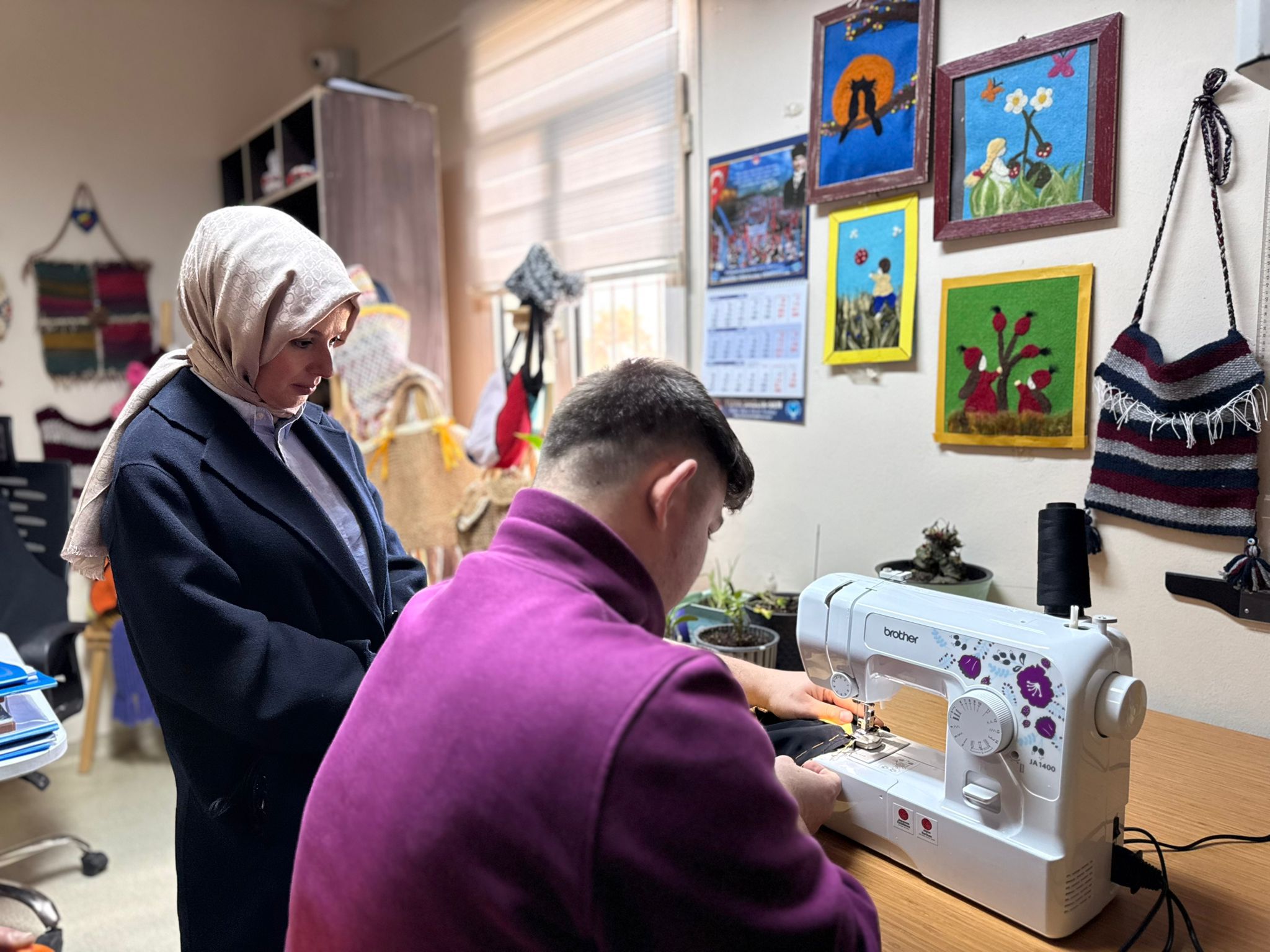 Zeynep Sözer’den Rehabilitasyon Merkezine Ziyaret 9601