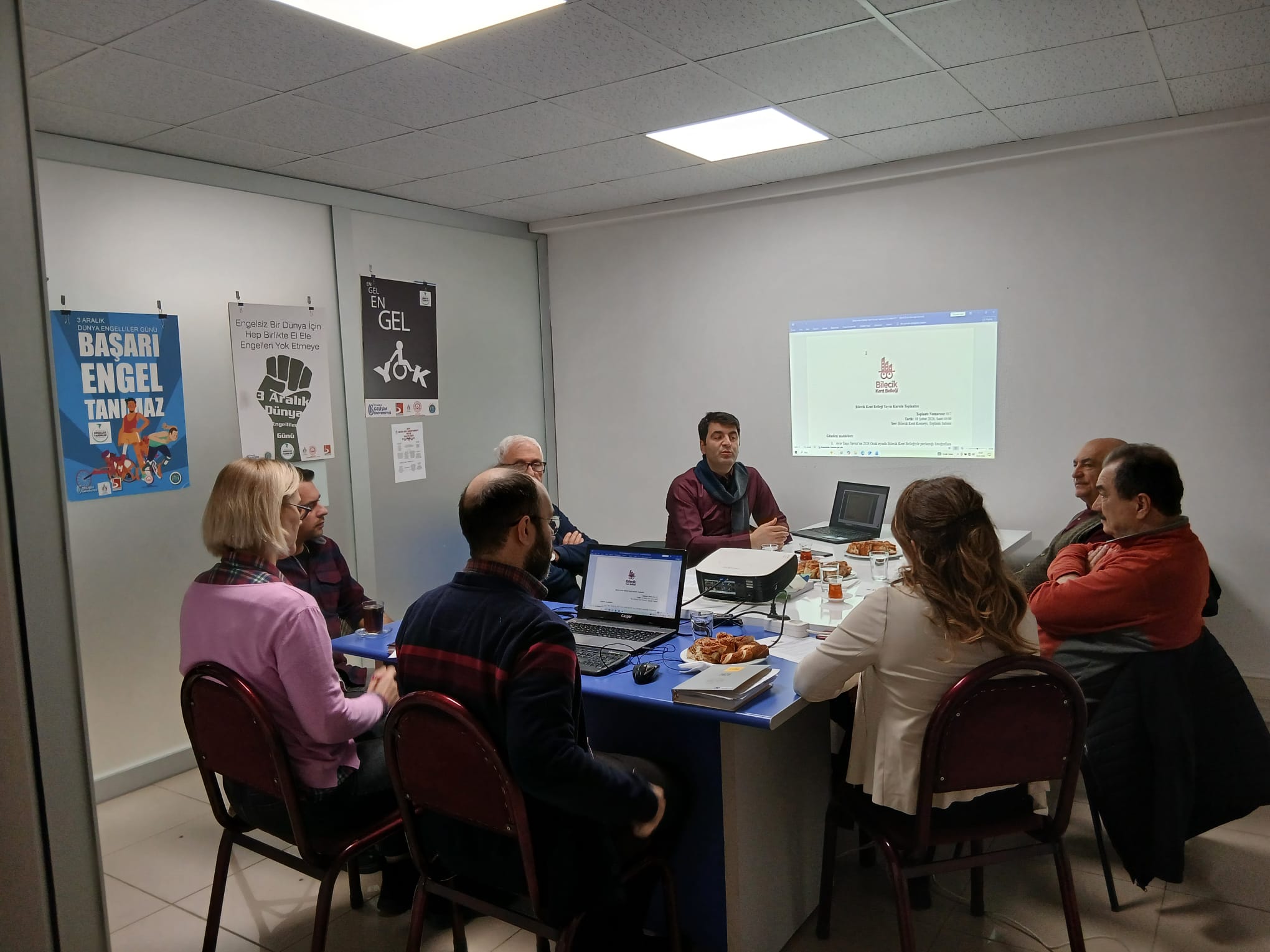 17. Kez Toplandılar 10821