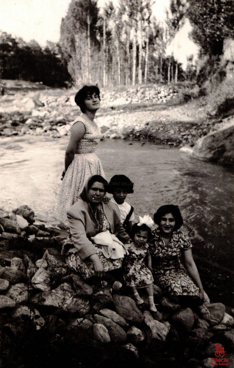 1960 Tarihli Karasu Kenarı Gezisi 10858