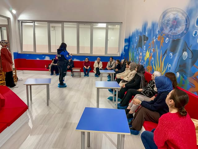 632332427 17998406432879759 6414275957723203248 N