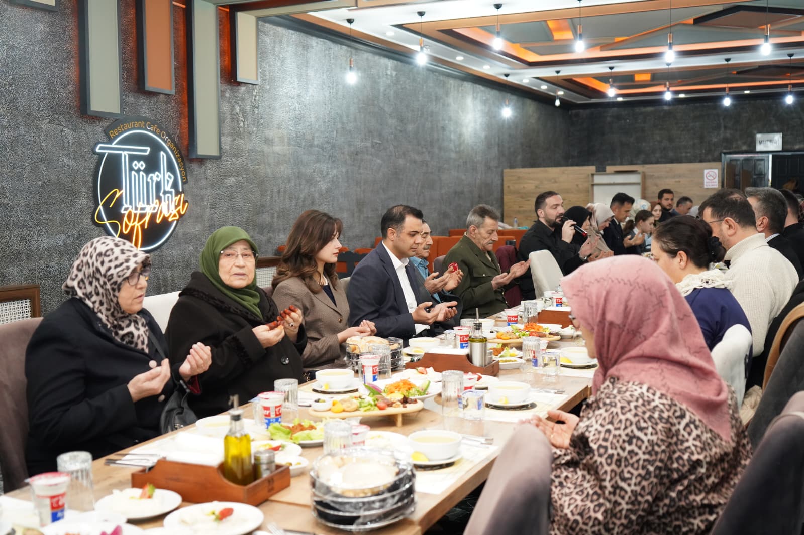 637863094 1340832104739237 554216932882468221 N