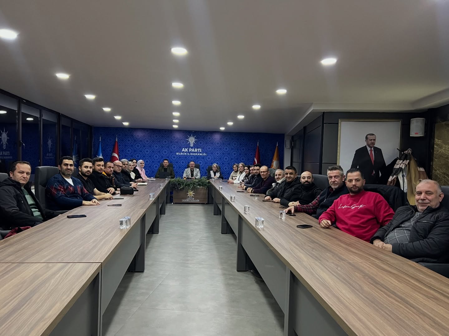 Ak Parti Bilecik İl Yönetim Kurulu Toplantısını Gerçekleştirdi 9818
