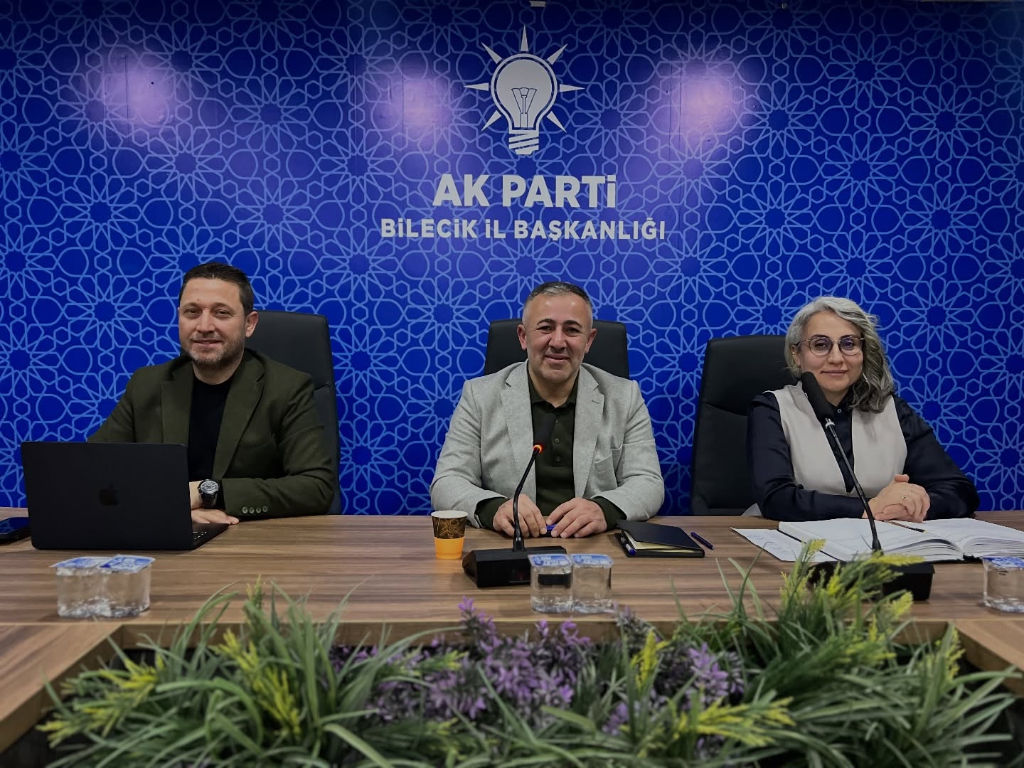 Ak Parti Bilecik İl Yönetim Kurulu Toplantısını Gerçekleştirdi 9819