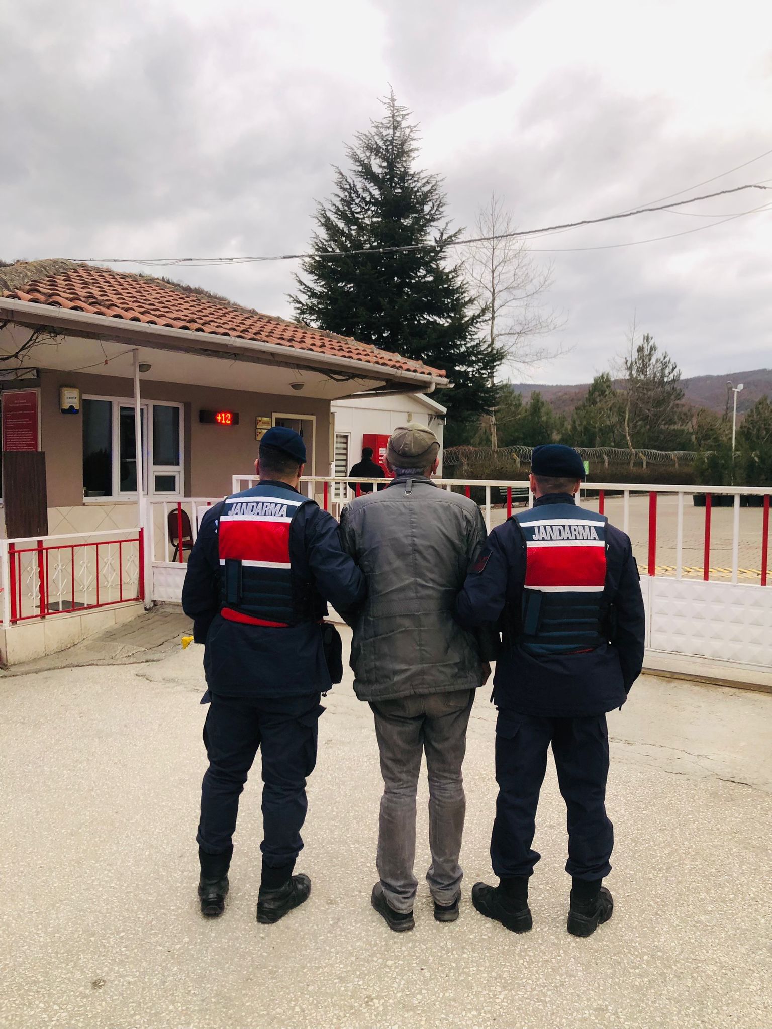 Aranan Hükümlü Söğüt’te Yakalandı 10743