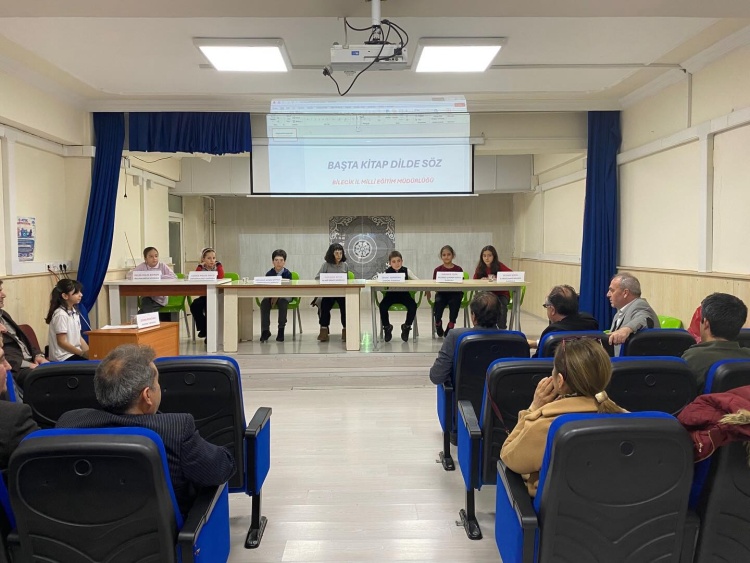 Atatürk İlkokulu’nda “En Başta Kitap, Dilde Söz” Paneli Düzenlendi 10758