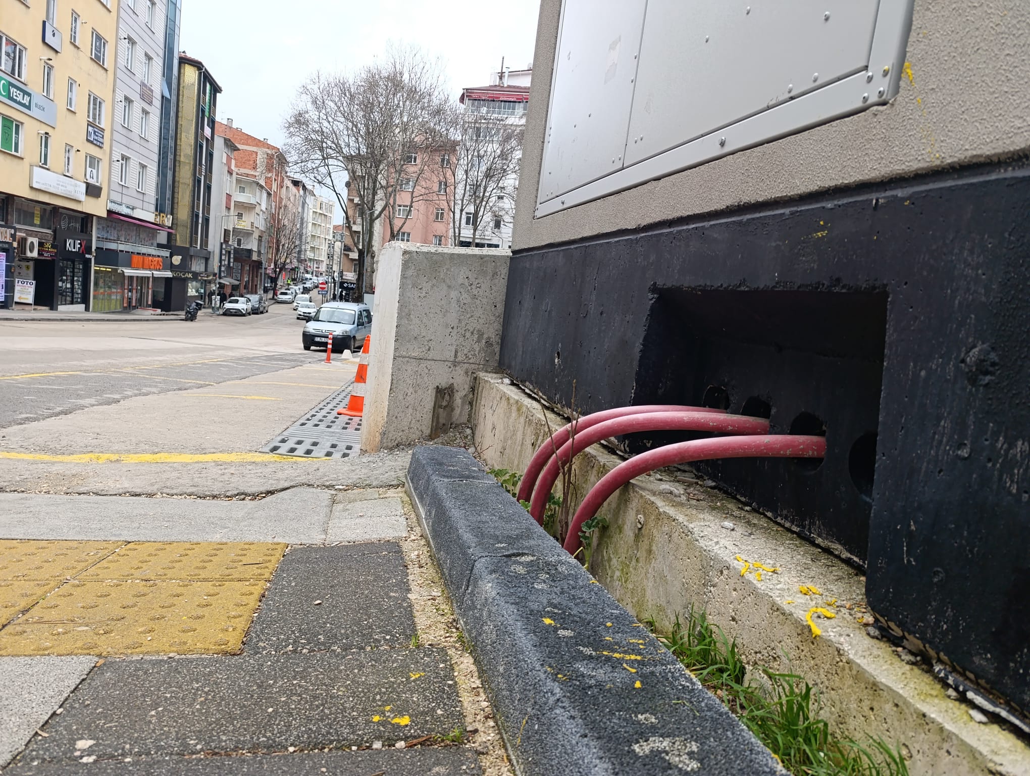 B I L E C I K T E 34 B I N 500 V O L T L U K T E H L I K E 9961