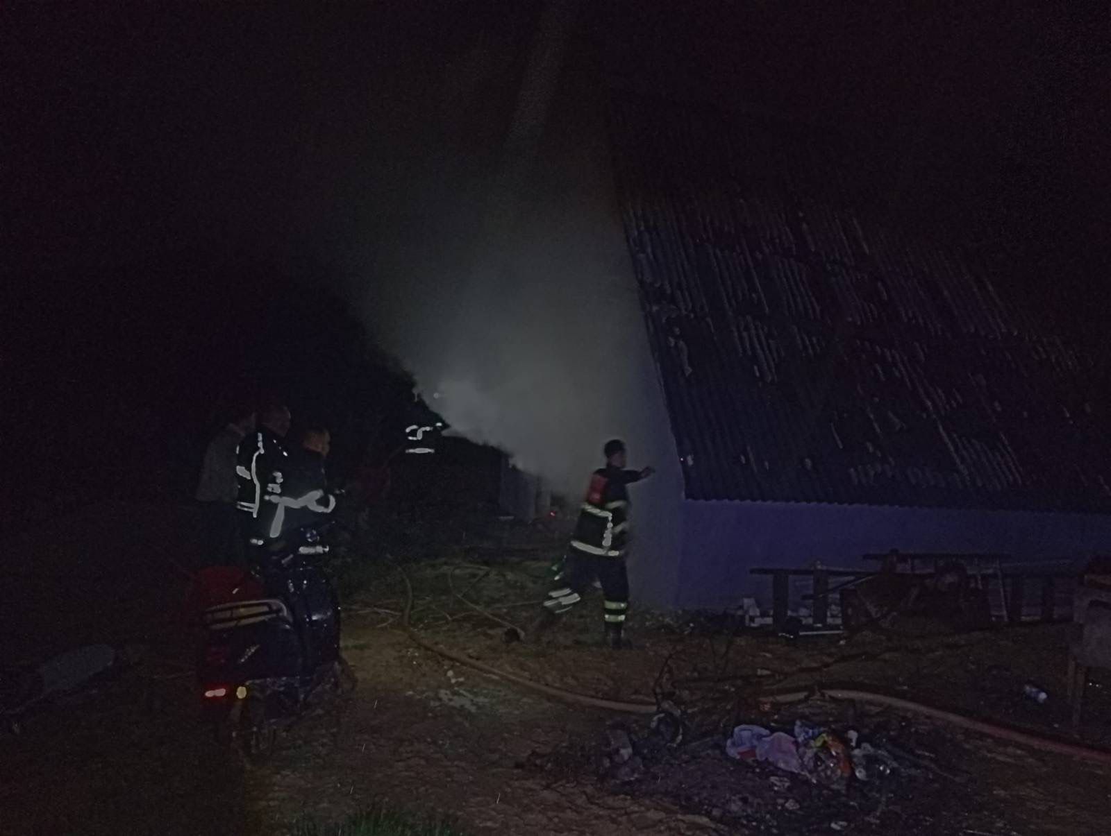 Bağ Evinde Çıkan Yangın Korkuttu 9794