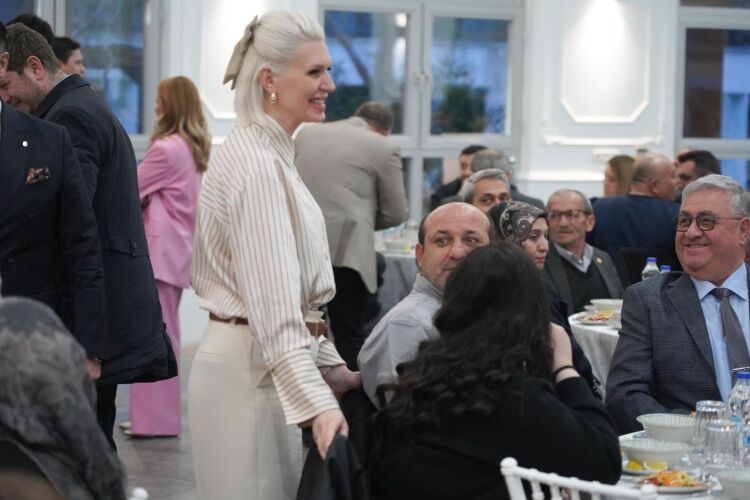 Başkan Subaşı Muhtarlarla İftarda Buluştu 11089