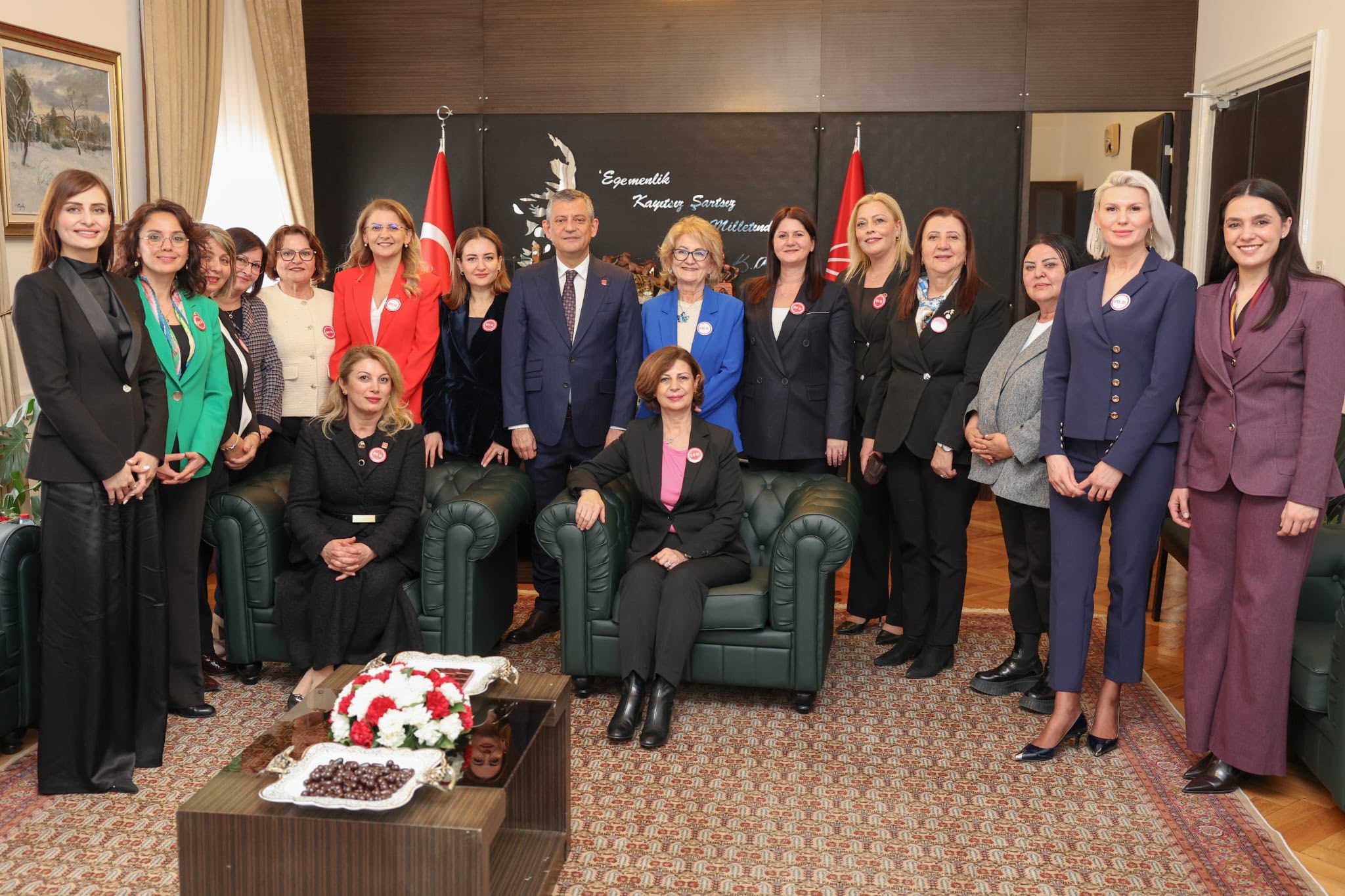 Başkan Subaşı, Özgür Özel Ile Bir Araya Geldi 10750