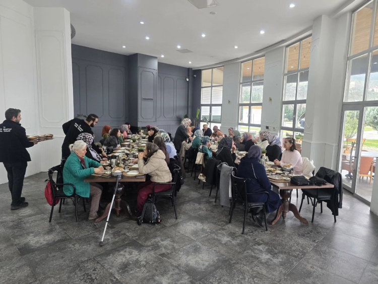 Bayirköy’de Di̇ki̇ş Nakiş Kursu Kapsaminda Anlamli Buluşma 10512