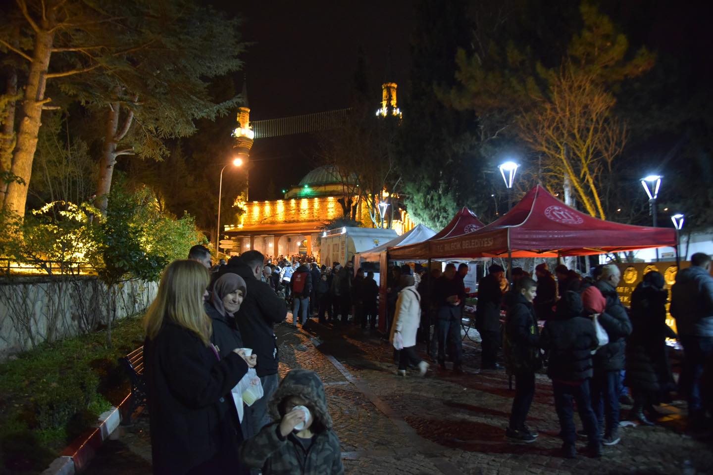 Belediyeden Helva Ikramı 9825