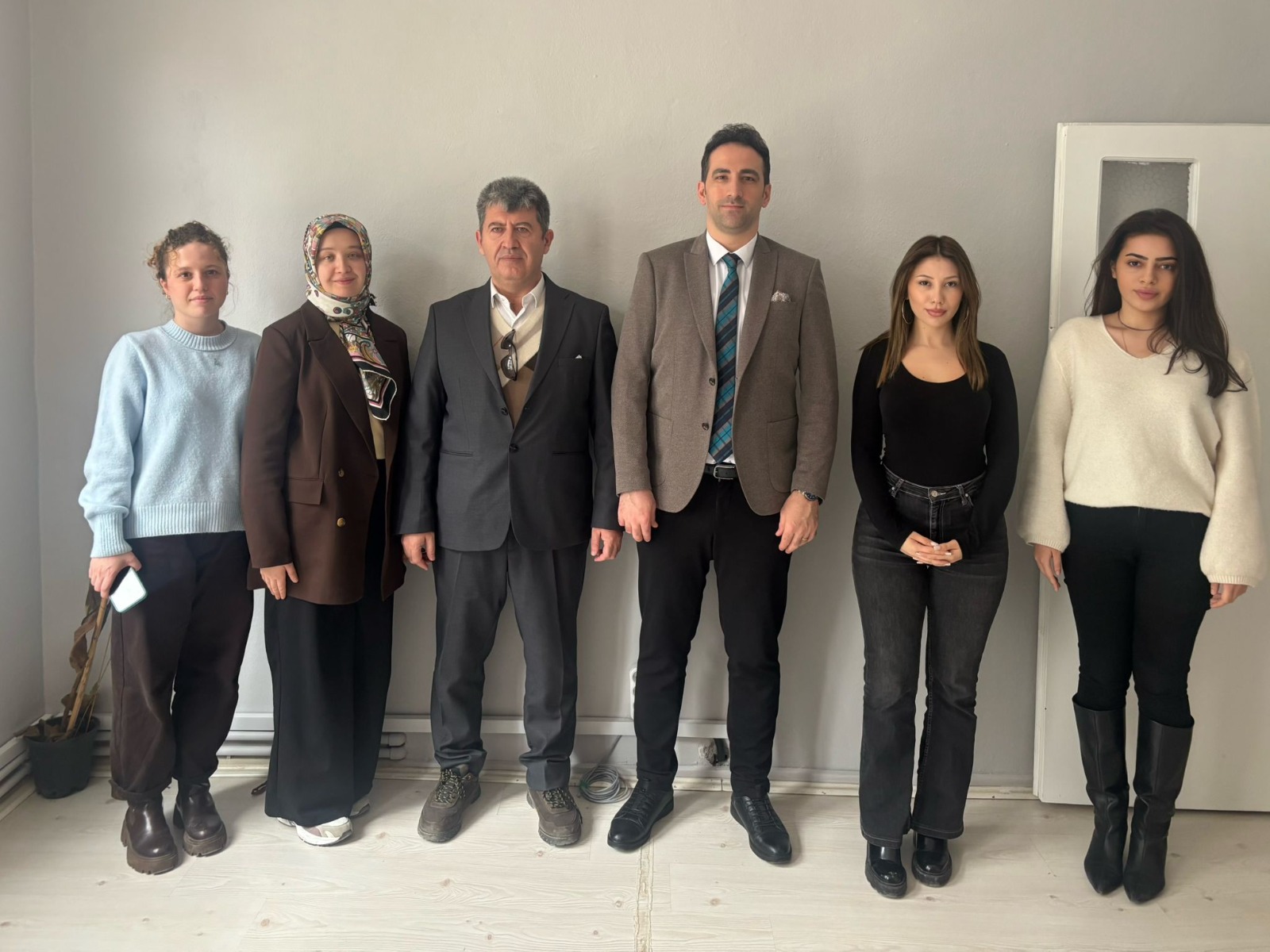 Bi̇k Bursa Bölge Müdürü Erenden Bi̇leci̇k Zi̇yareti̇ 10728