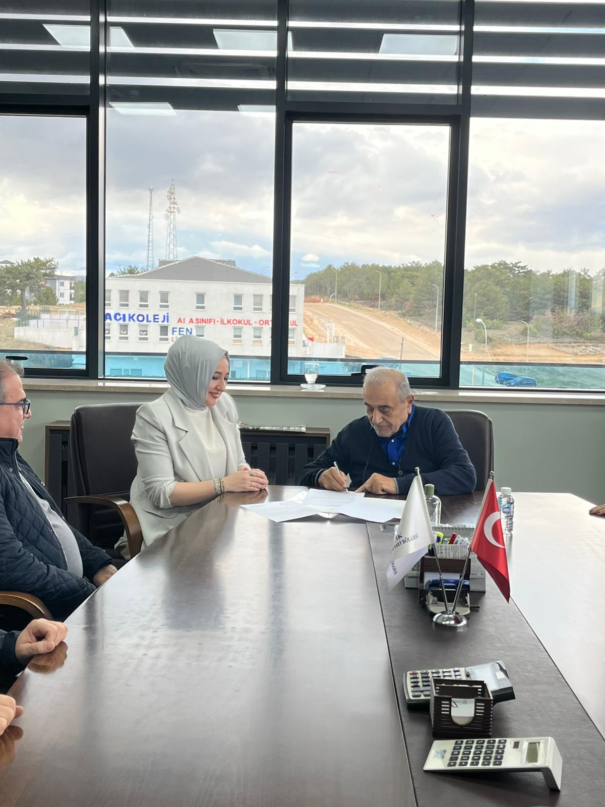 Bi̇leci̇k I. Osb Ve Açi Koleji̇nden Eği̇ti̇me Destek İş Bi̇rli̇ği̇ 10525 (1)