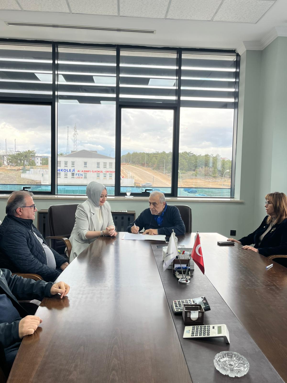 Bi̇leci̇k I. Osb Ve Açi Koleji̇nden Eği̇ti̇me Destek İş Bi̇rli̇ği̇ 10526 (1)