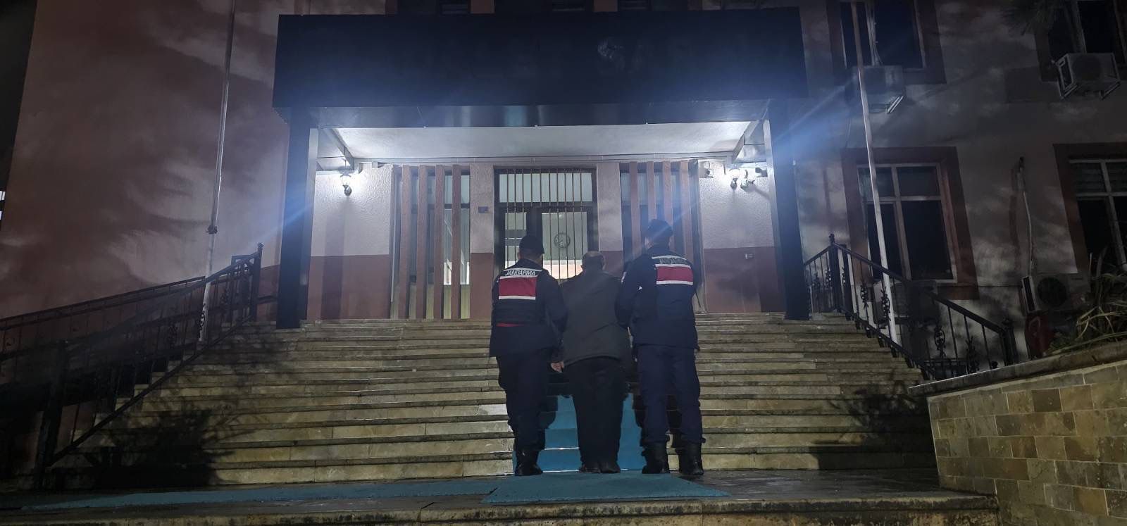 Bilecik’te 6 Yıl 8 Ay Hapis Cezası Bulunan Şahıs Yakalandı 9981