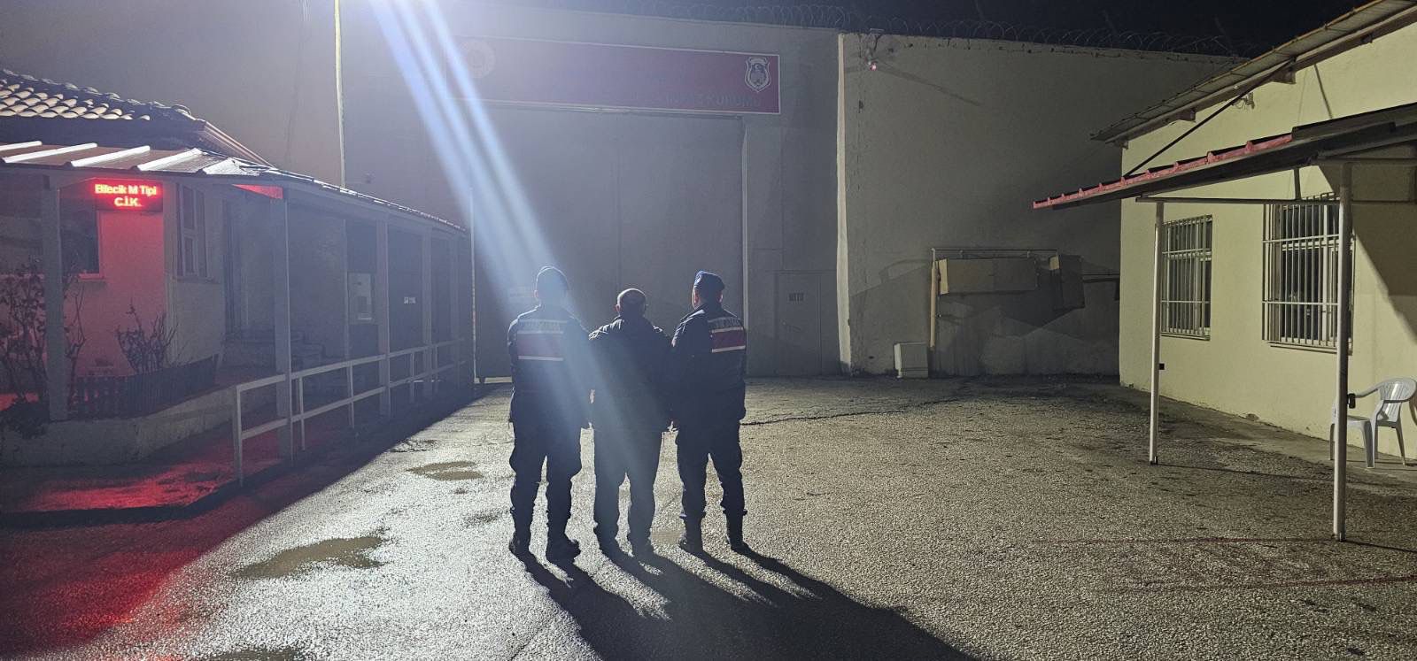Bilecik’te 6 Yıl 8 Ay Hapis Cezası Bulunan Şahıs Yakalandı 9982