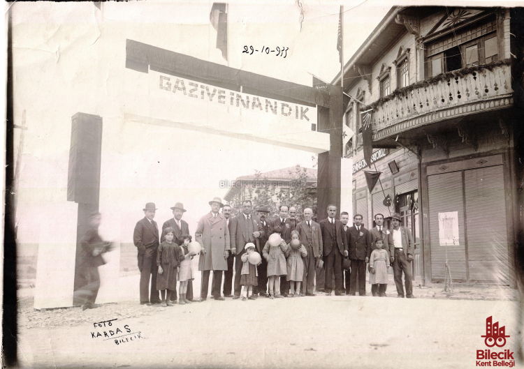 Bilecik’te Cumhuriyetin 10. Yılı 10540