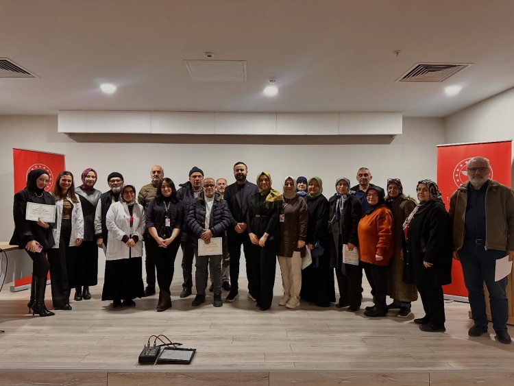 Bi̇leci̇k’te Di̇yabet Okulu Mezunlarina Belge 10655