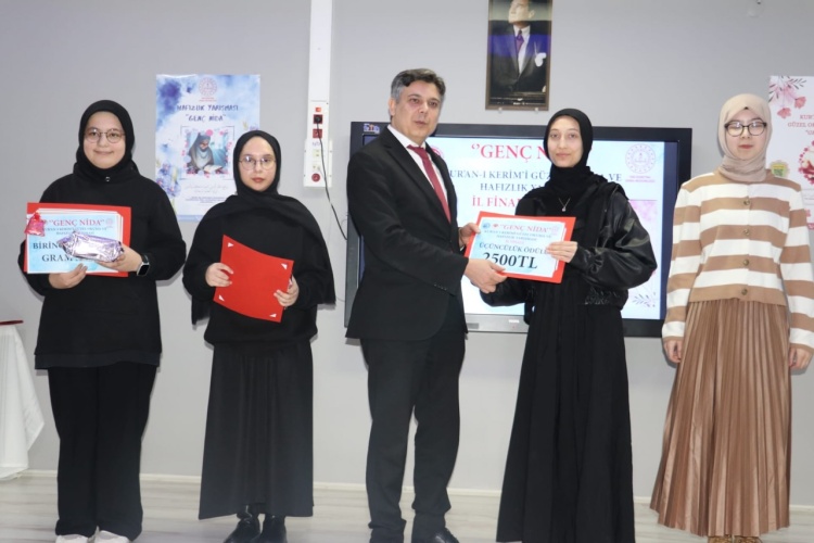 Bilecik’te Genç Nida Kur’an I Kerim Yarışması İl Finali Yapıldı 10528