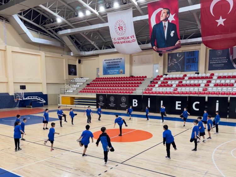 Bilecikte Hentbol Sevgisi Artıyor 9830