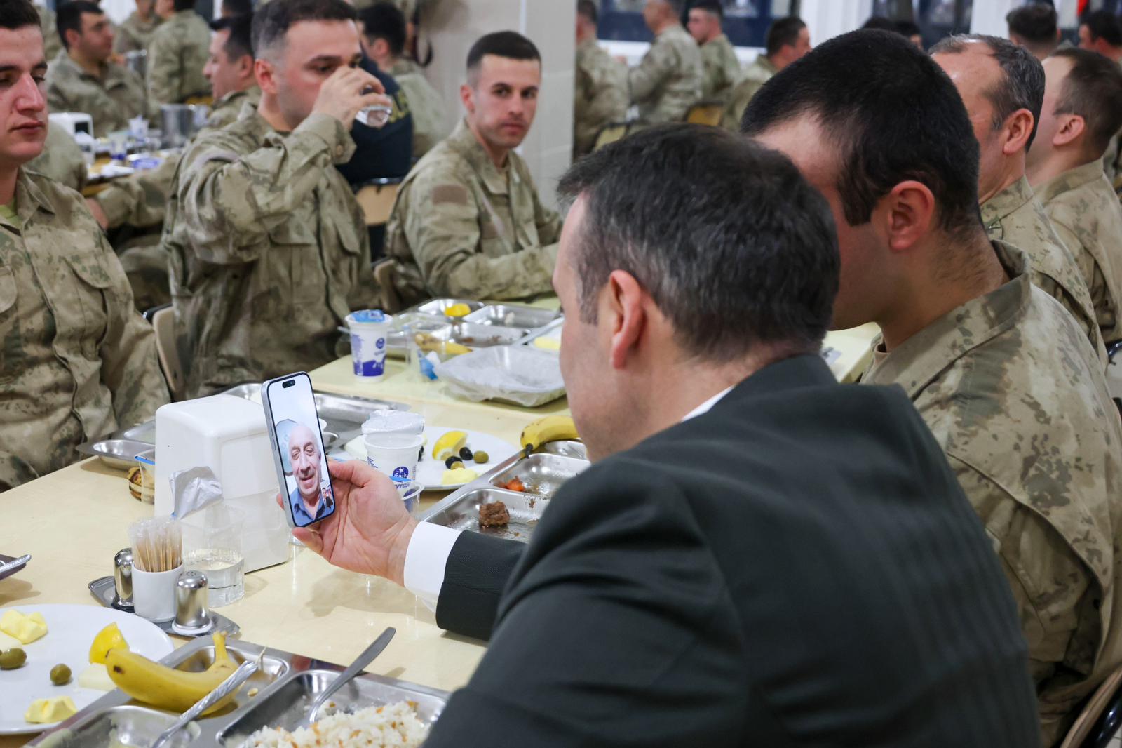 Bilecikte Iftarda Duygusal Anlar 10974