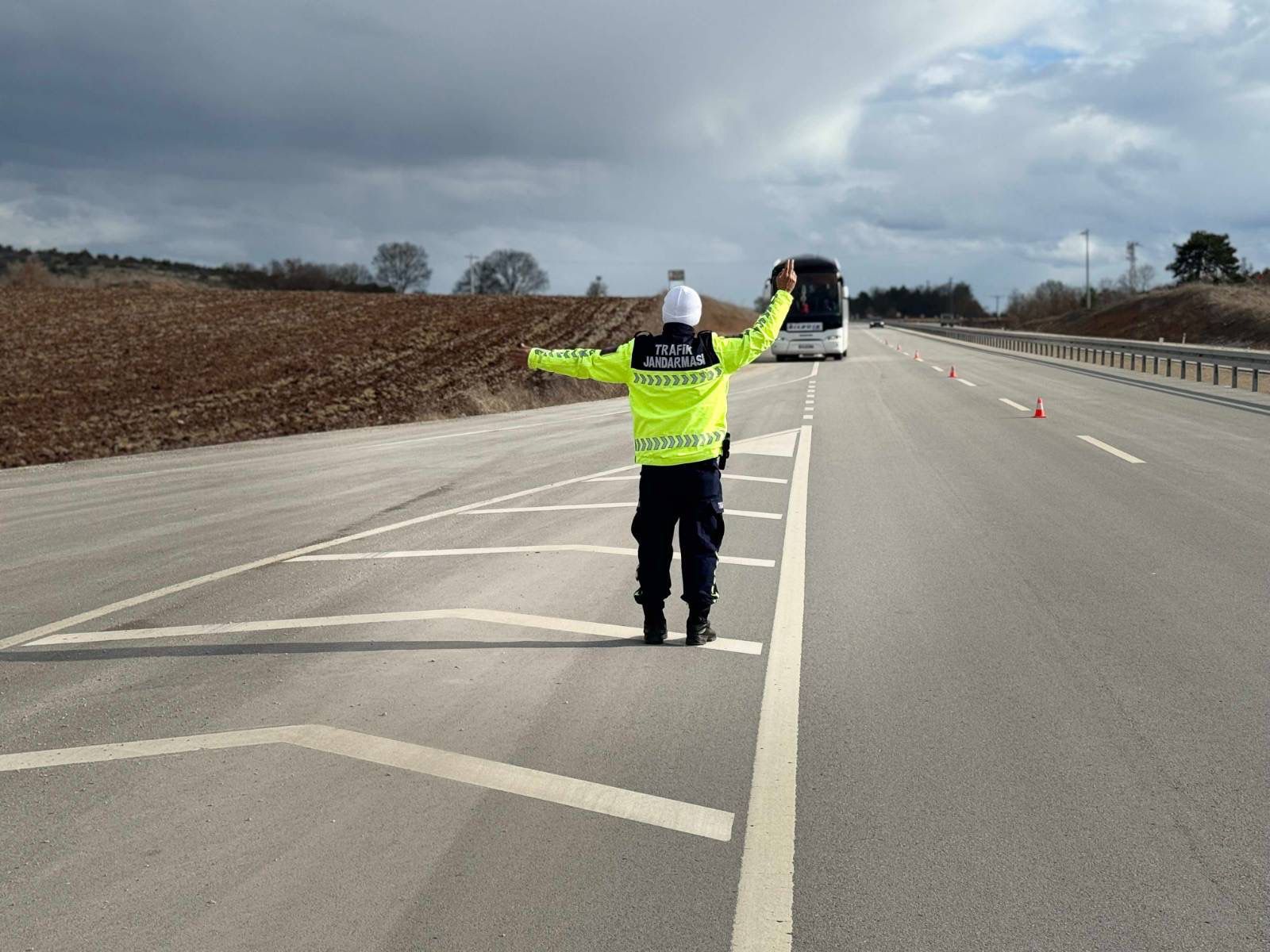 Bilecikte Jandarmadan Sıkı Denetim 10007