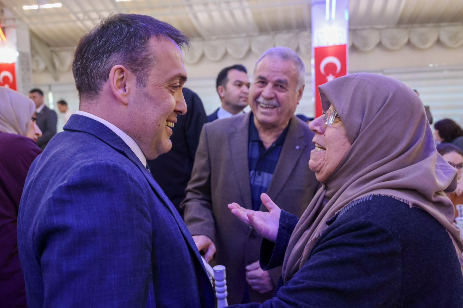 Bilecikte Şehit Yakınları Ve Gazilere “Büyük Aile Sofrası” 10817