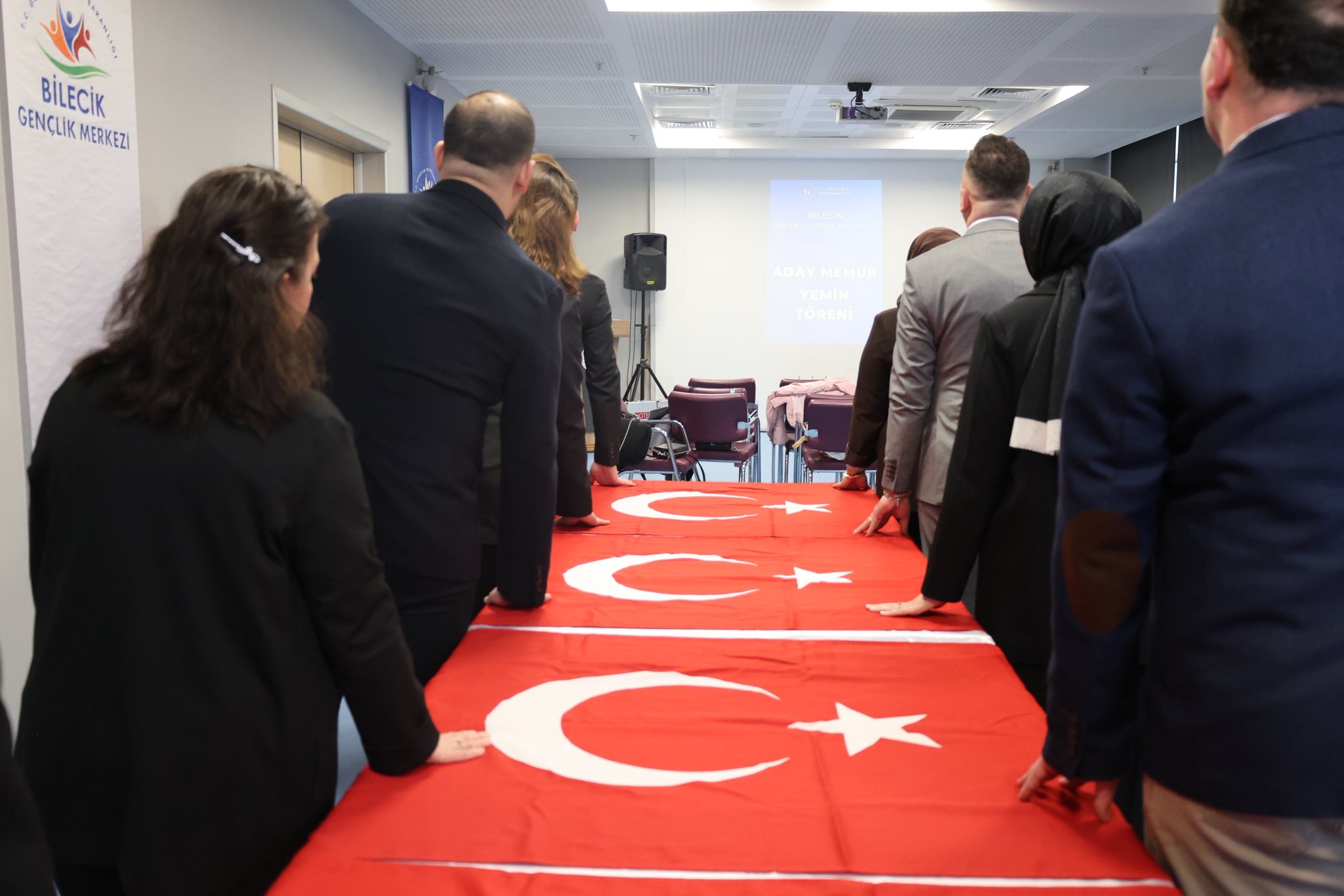 Bi̇leci̇k’te Sözleşmeli̇ Personel Kadroya Geçti̇ 10496