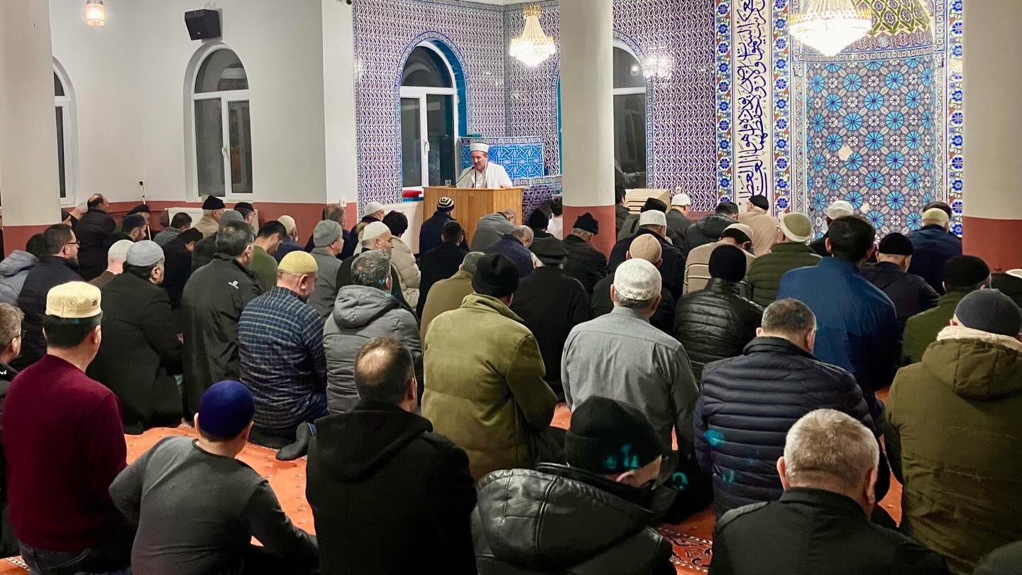 Bilecik’te Teravih Coşkusu Camiler İlk Gece Doldu 10777