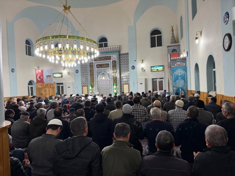 Bozüyük’te Enderun Usulü Teravih Namazı Kılındı 10944