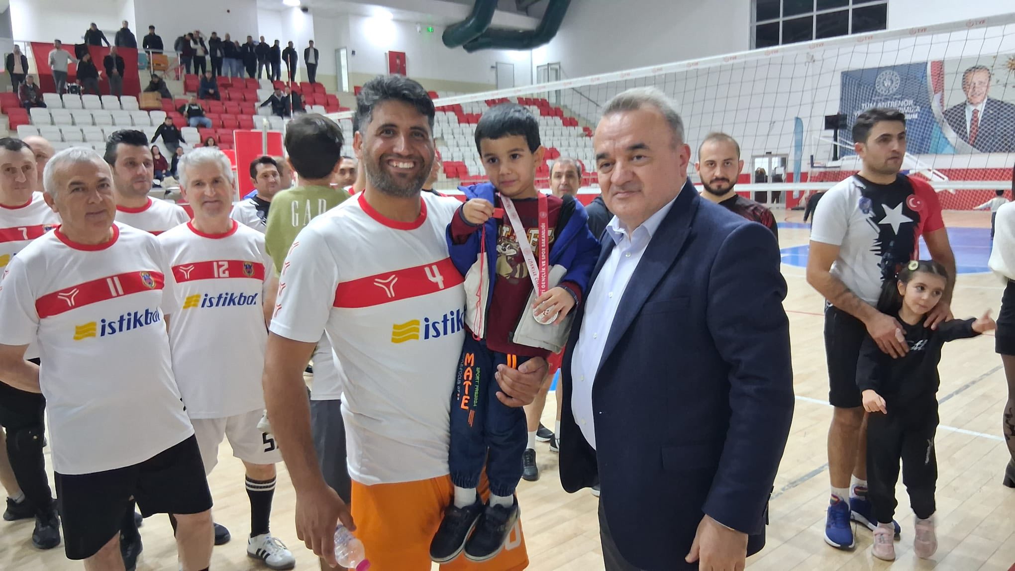 Bozüyük’te Kurumlar Arası Voleybol Turnuvası Finali Oynandı 9969