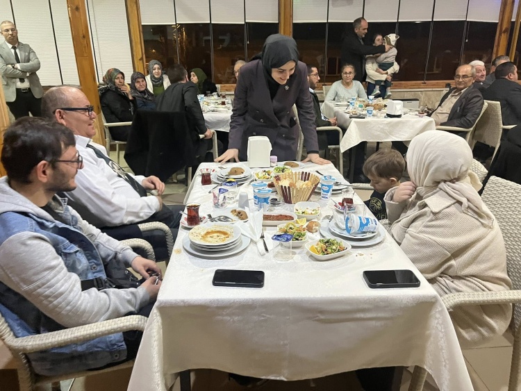 Gölpazarı’nda Şehit Aileleri Ve Gaziler İftarda Buluştu 10838