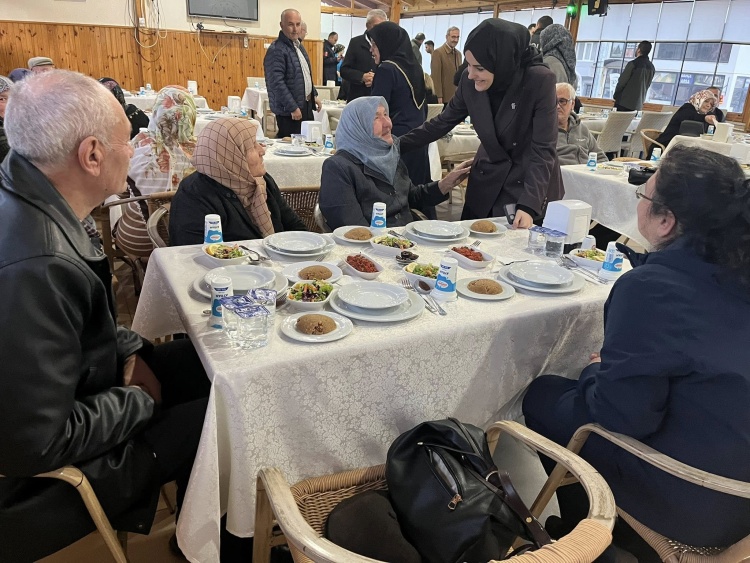 Gölpazarı’nda Şehit Aileleri Ve Gaziler İftarda Buluştu 10839