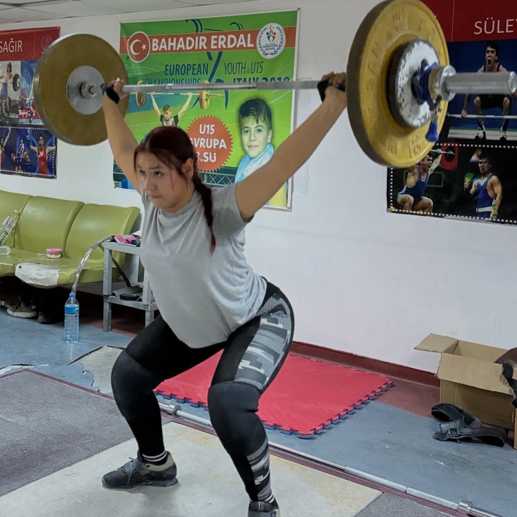 Güç, Disiplin Ve Azim Aynı Salonda 10935