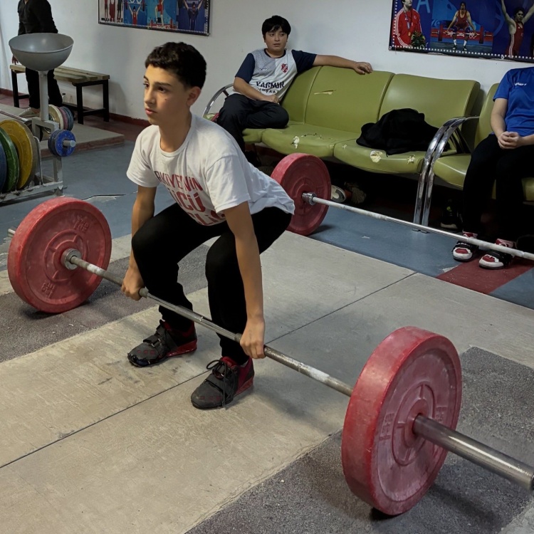 Güç, Disiplin Ve Azim Aynı Salonda 10937