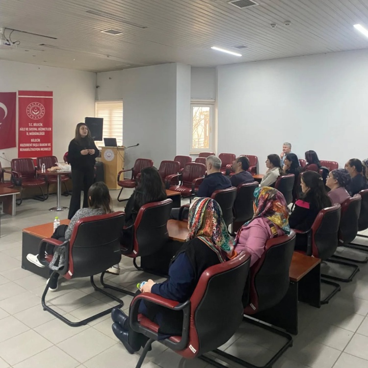 Huzurevinde Panik Yok 10870