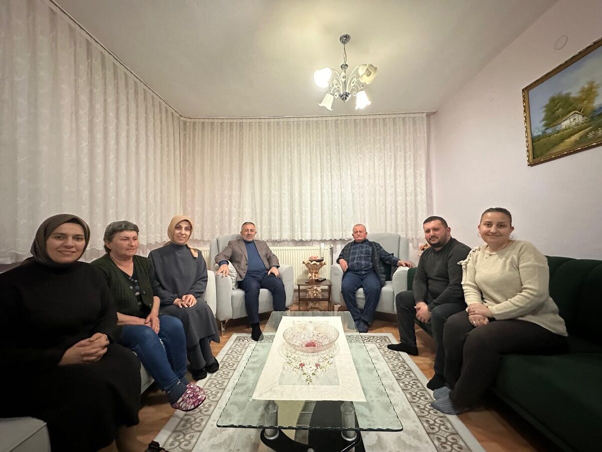 İftar Sofrasında Kardeşlik Ve Muhabbet 11151