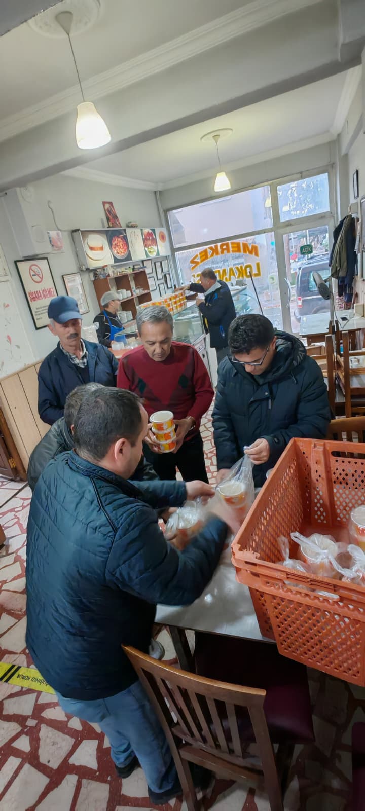 İftar Yemekleri Başkanın Makam Aracıyla Kapıya Gidiyor 10926