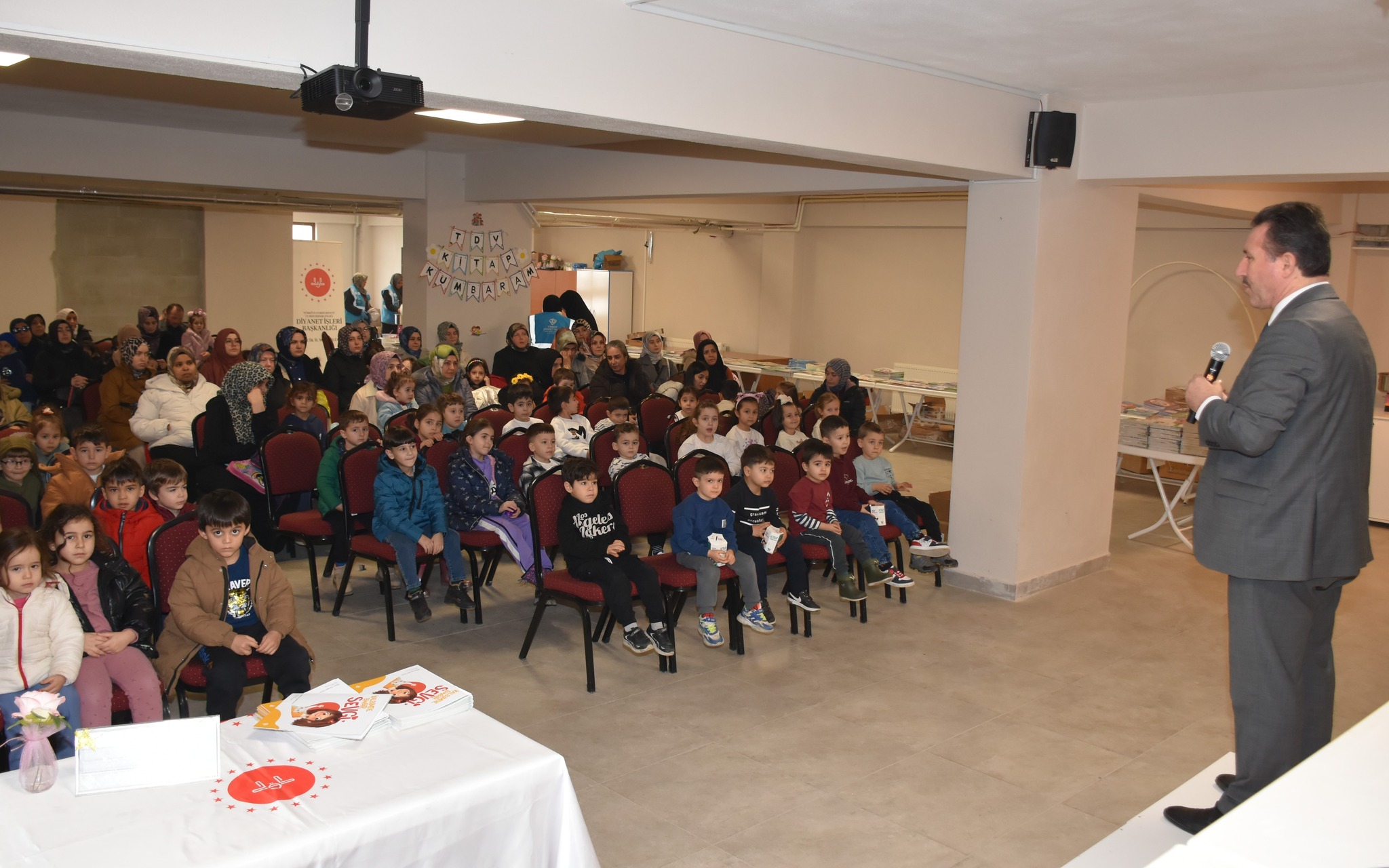 “Kitap Kumbaram” Projesi Bilecik’te 10467